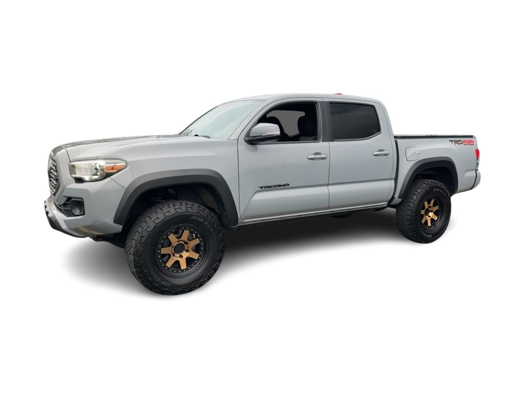 Thumbnail: 2020 Toyota Tacoma - 3