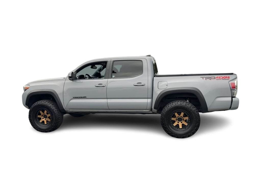 Thumbnail: 2020 Toyota Tacoma - 21