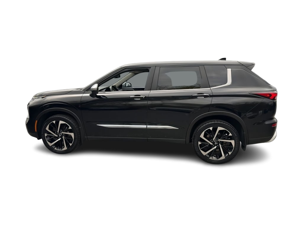 Thumbnail: 2022 Mitsubishi Outlander - 21