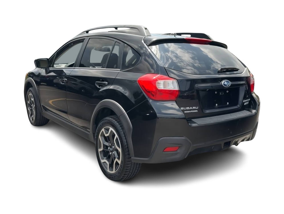 Thumbnail: 2016 Subaru Crosstrek - 4