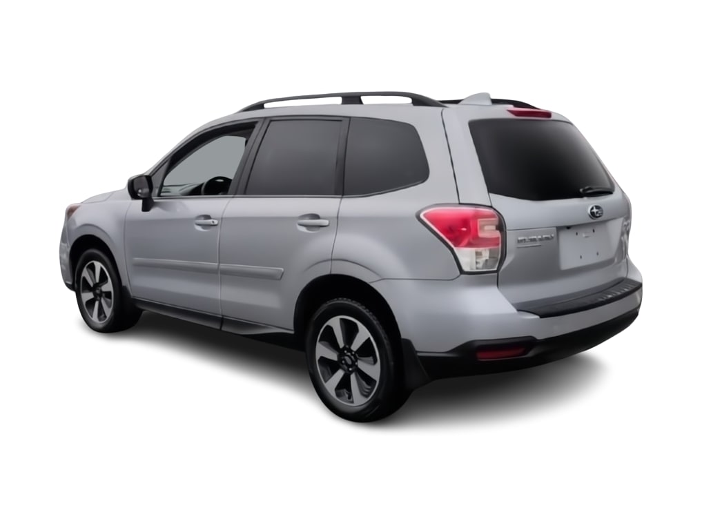 Thumbnail: 2017 Subaru Forester - 4