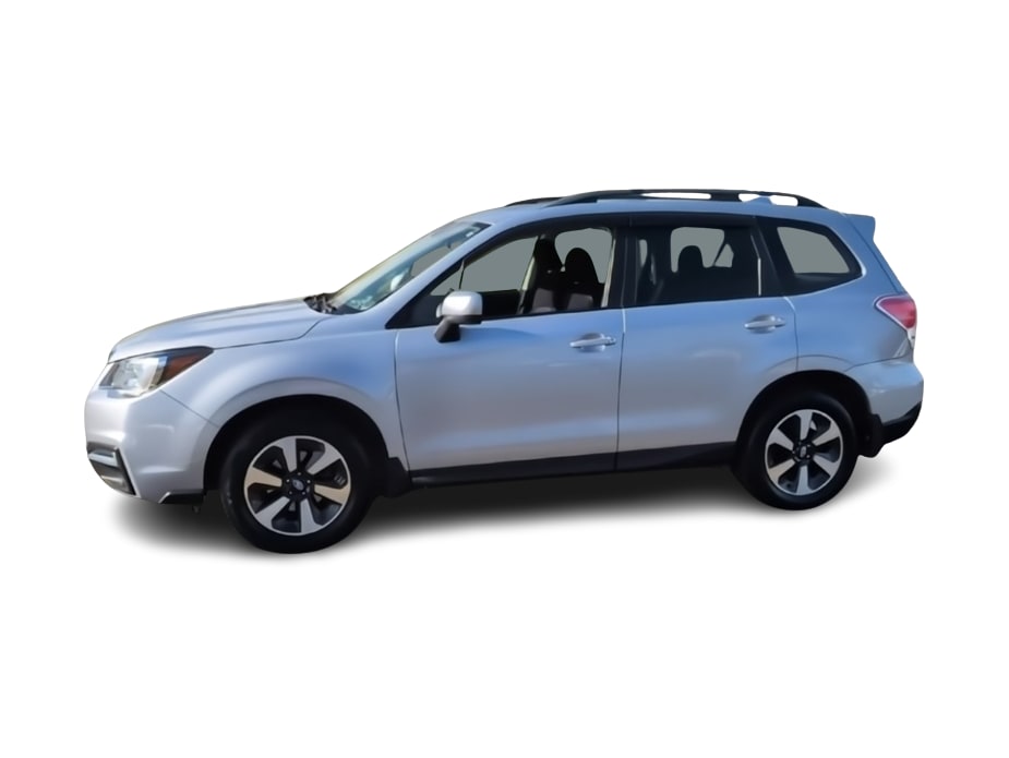 Thumbnail: 2017 Subaru Forester - 3
