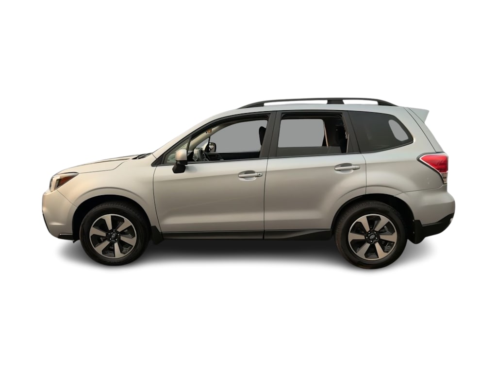 Thumbnail: 2018 Subaru Forester - 3