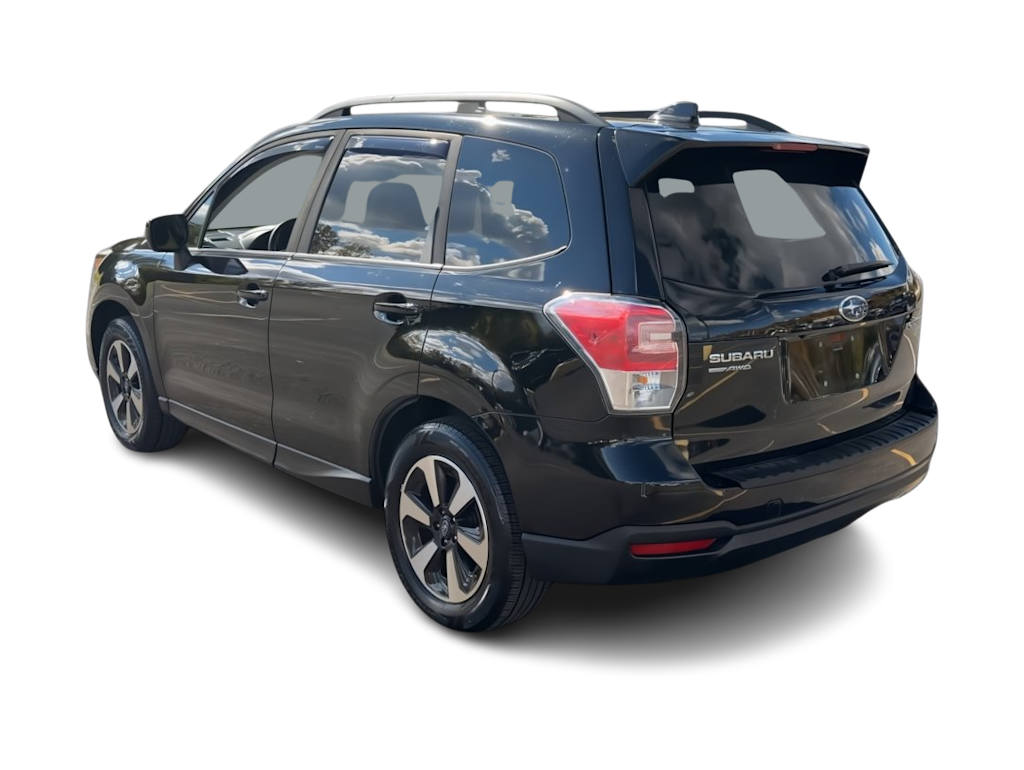 Thumbnail: 2017 Subaru Forester - 4