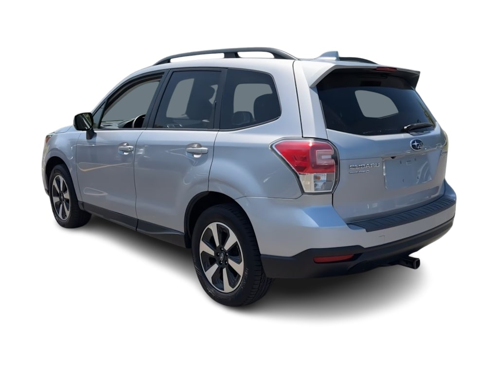 Thumbnail: 2017 Subaru Forester - 4