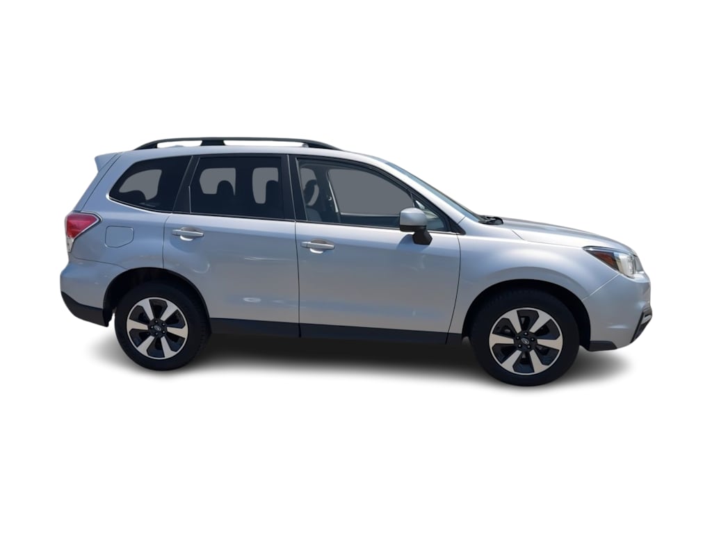 Thumbnail: 2017 Subaru Forester - 24