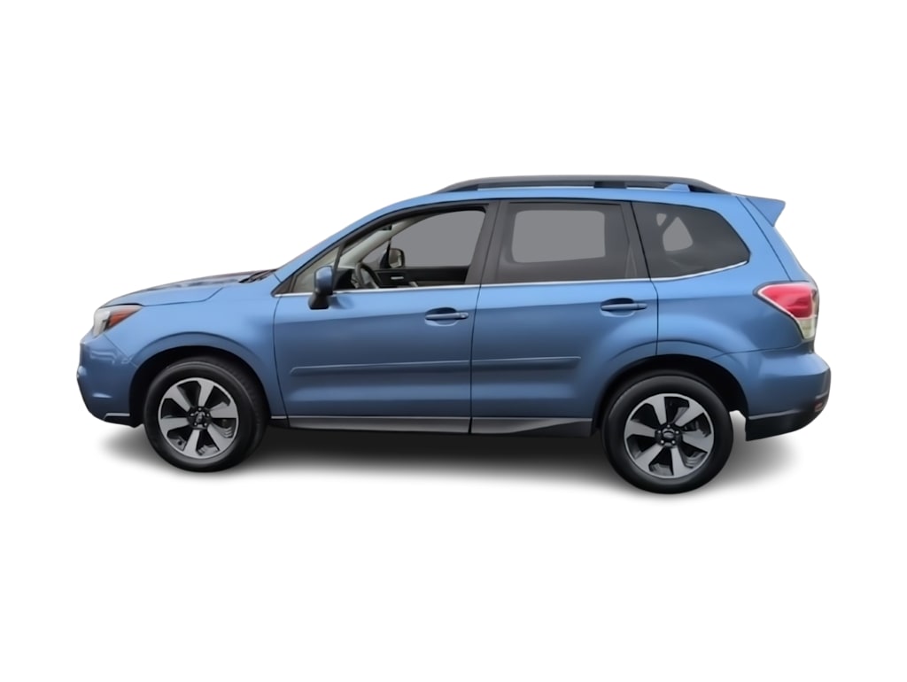 Thumbnail: 2017 Subaru Forester - 3