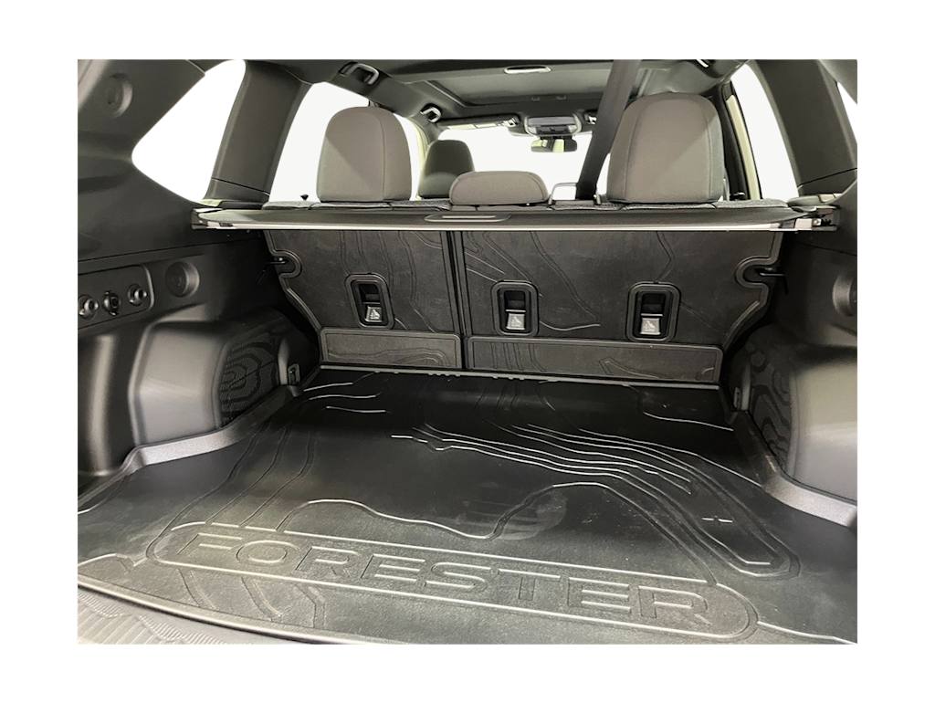 2025 Subaru Forester Premium 27