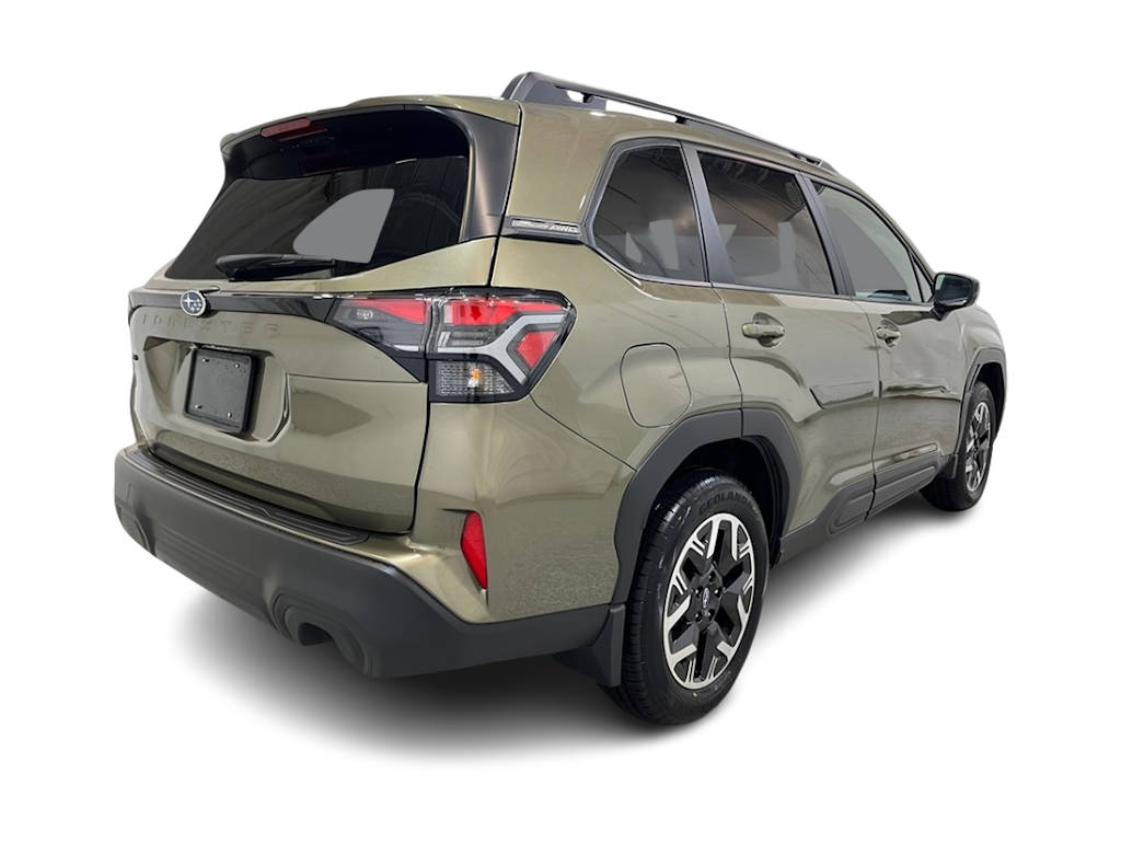 2025 Subaru Forester Premium 17