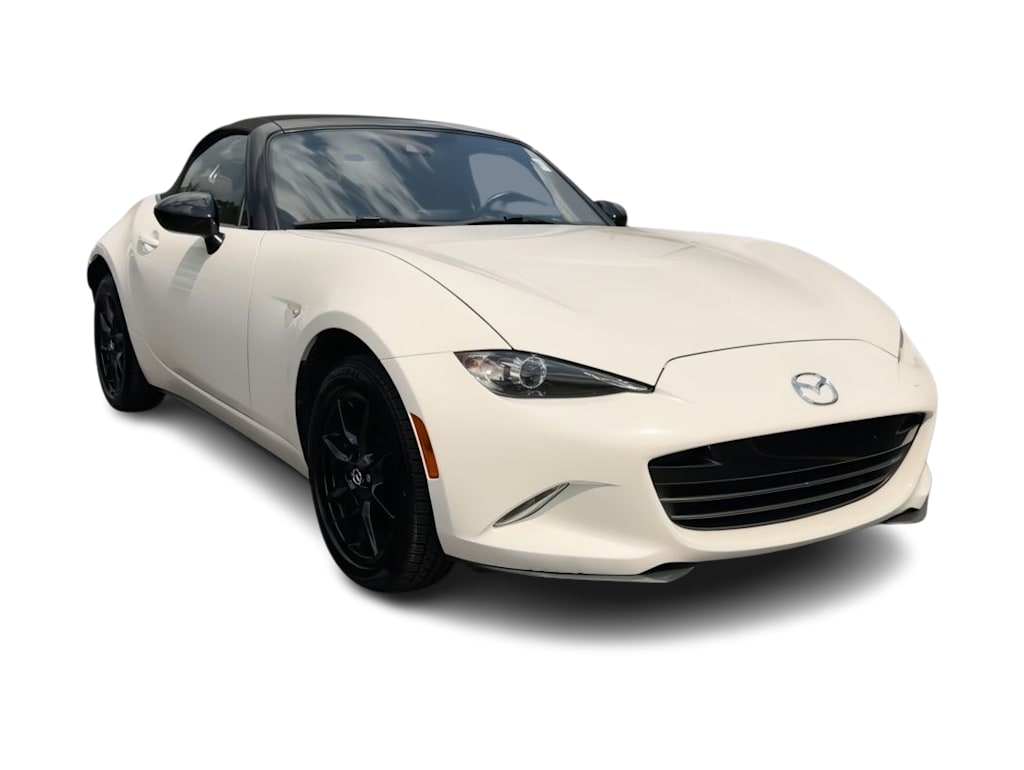 Thumbnail: 2021 Mazda MX-5 Miata - 19
