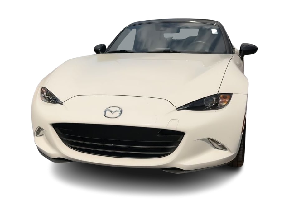 Thumbnail: 2021 Mazda MX-5 Miata - 4