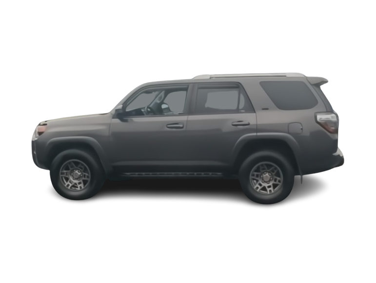 2016 Toyota 4Runner SR5 21