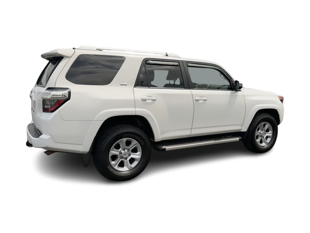 Thumbnail: 2018 Toyota 4Runner - 23