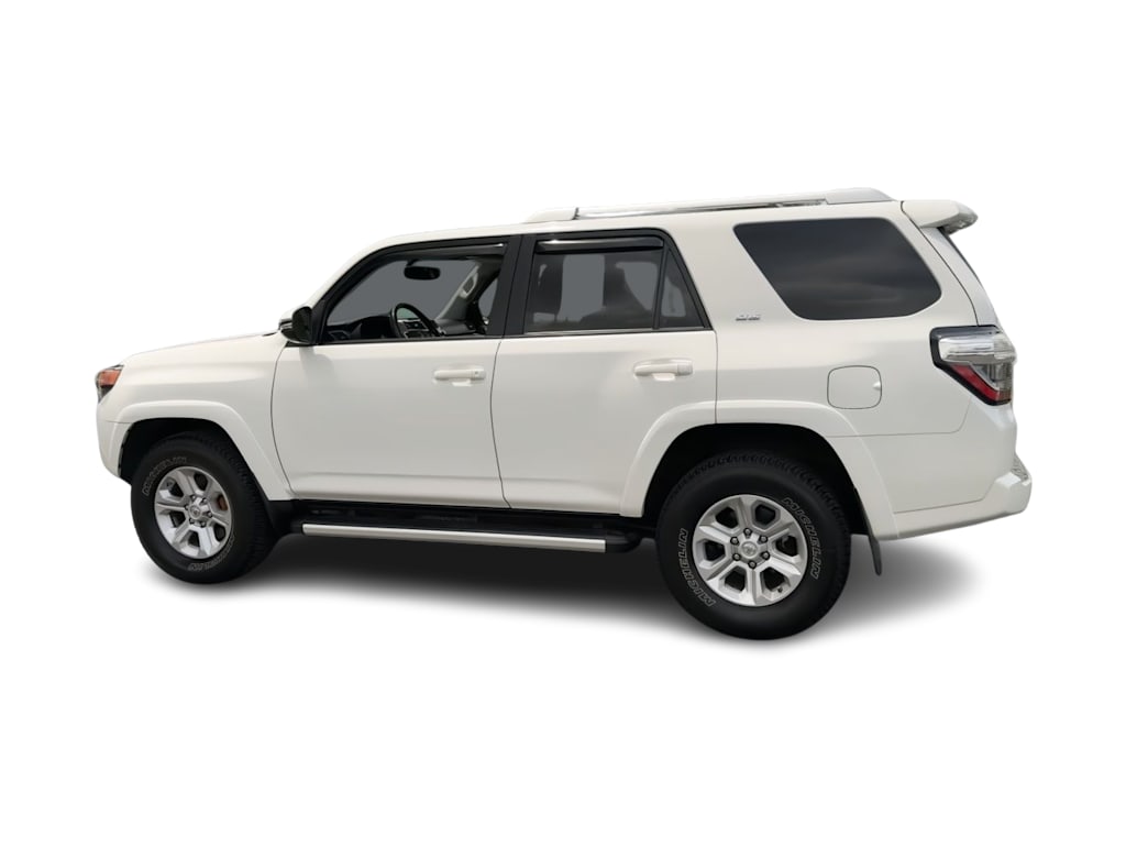 Thumbnail: 2018 Toyota 4Runner - 21