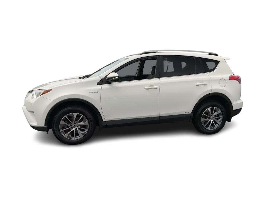 Thumbnail: 2017 Toyota RAV4 - 3