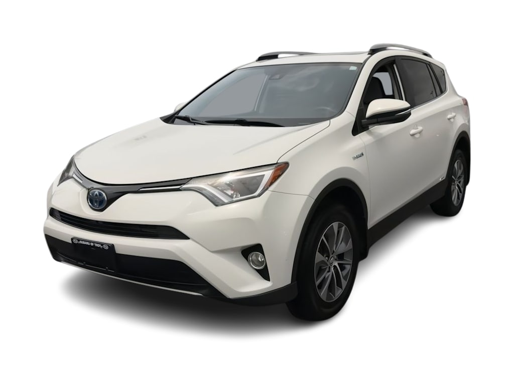 Thumbnail: 2017 Toyota RAV4 - 20