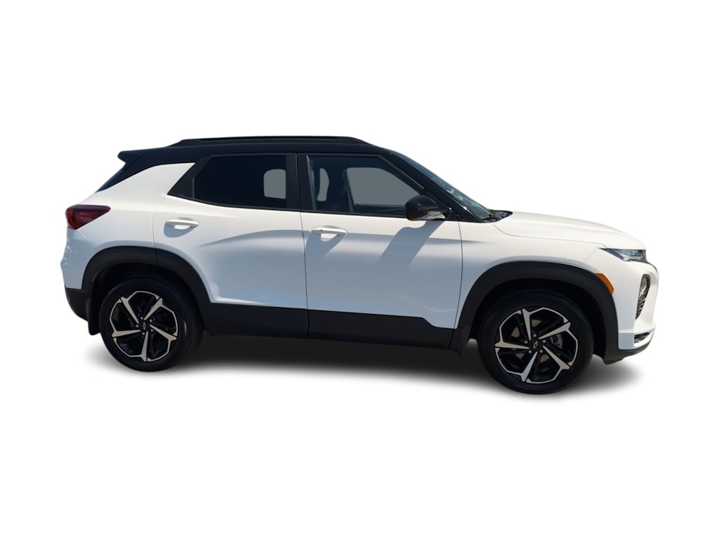 Thumbnail: 2023 Chevrolet TrailBlazer - 24