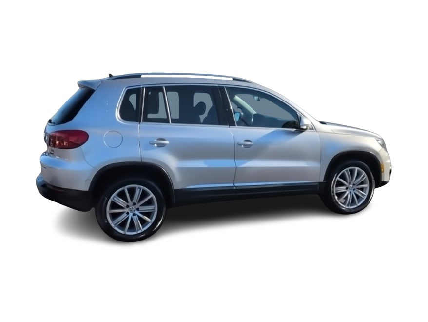 Thumbnail: 2016 Volkswagen Tiguan - 24