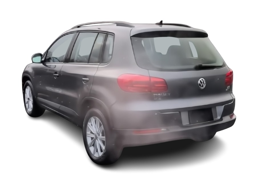 Thumbnail: 2018 Volkswagen Tiguan - 4
