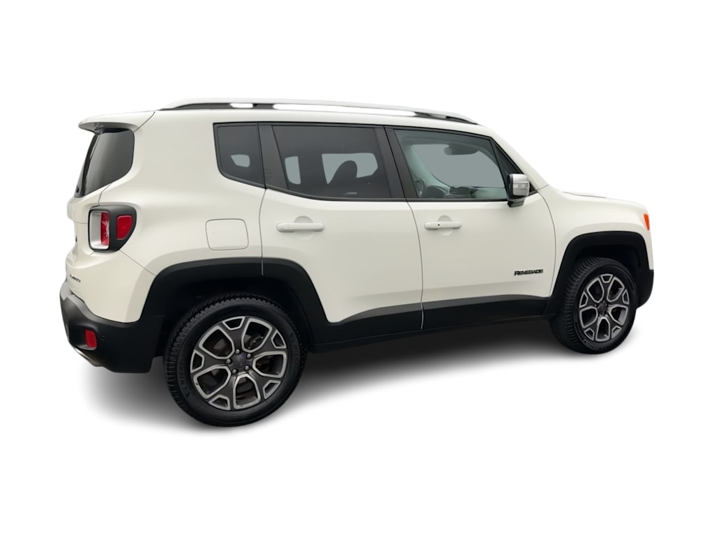 Thumbnail: 2016 Jeep Renegade - 23