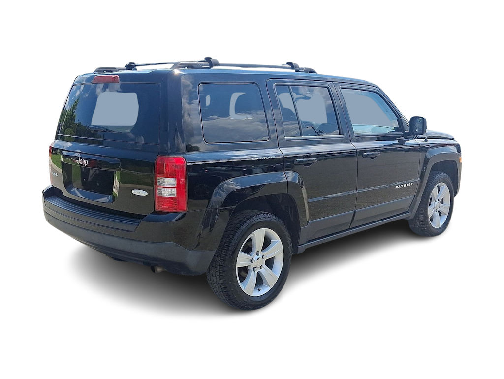 Thumbnail: 2014 Jeep Patriot - 16