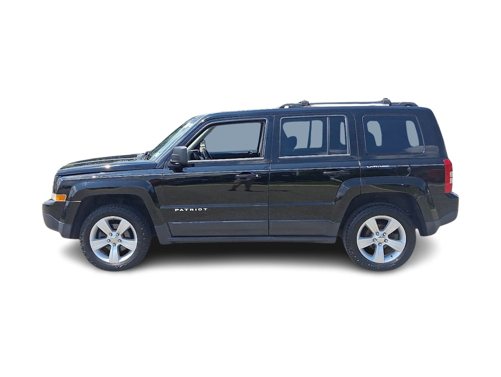 Thumbnail: 2014 Jeep Patriot - 3