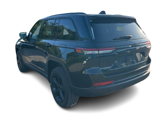 Thumbnail: 2023 Jeep Grand Cherokee - 4