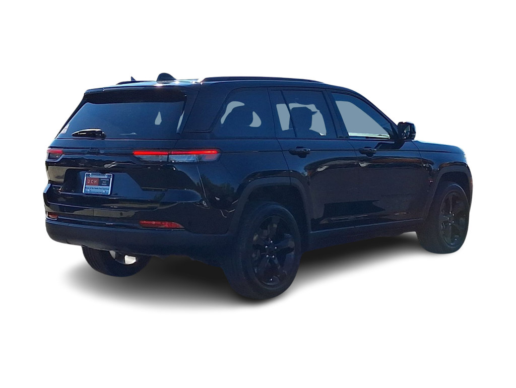Thumbnail: 2023 Jeep Grand Cherokee - 18