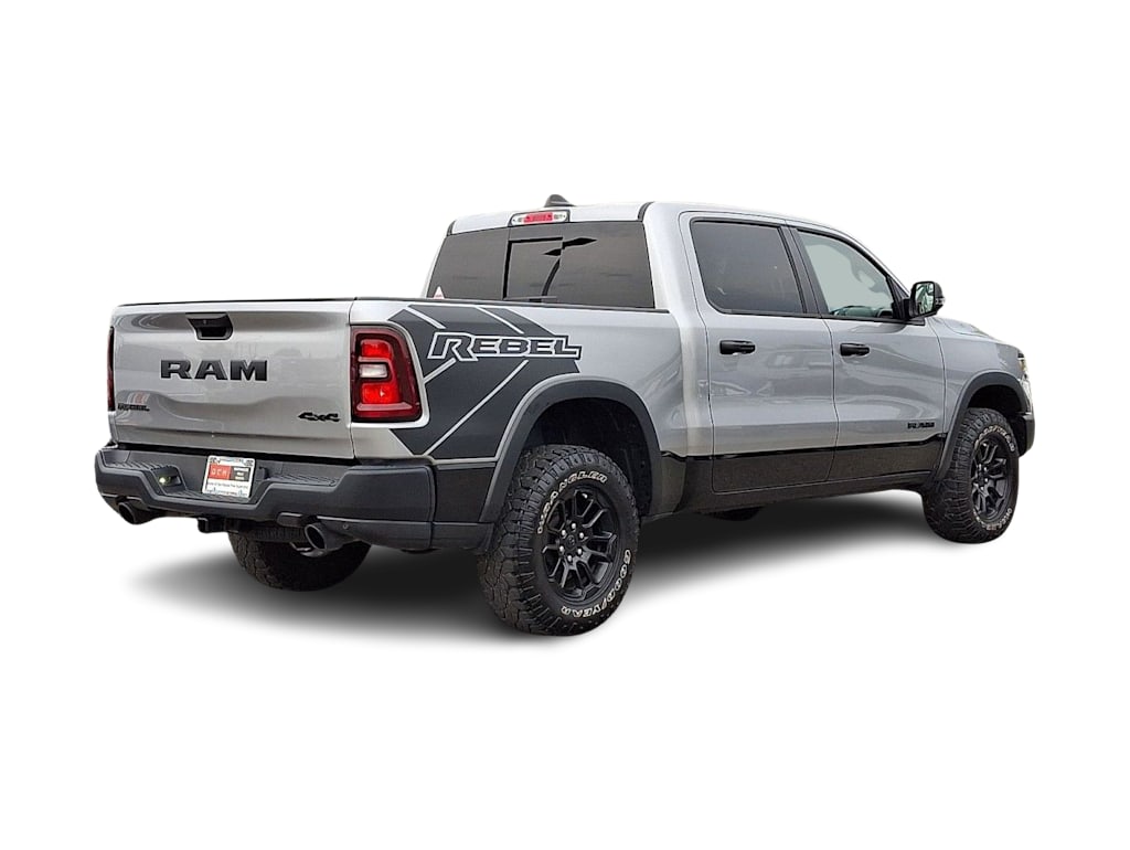 Thumbnail: 2025 RAM 1500 - 17