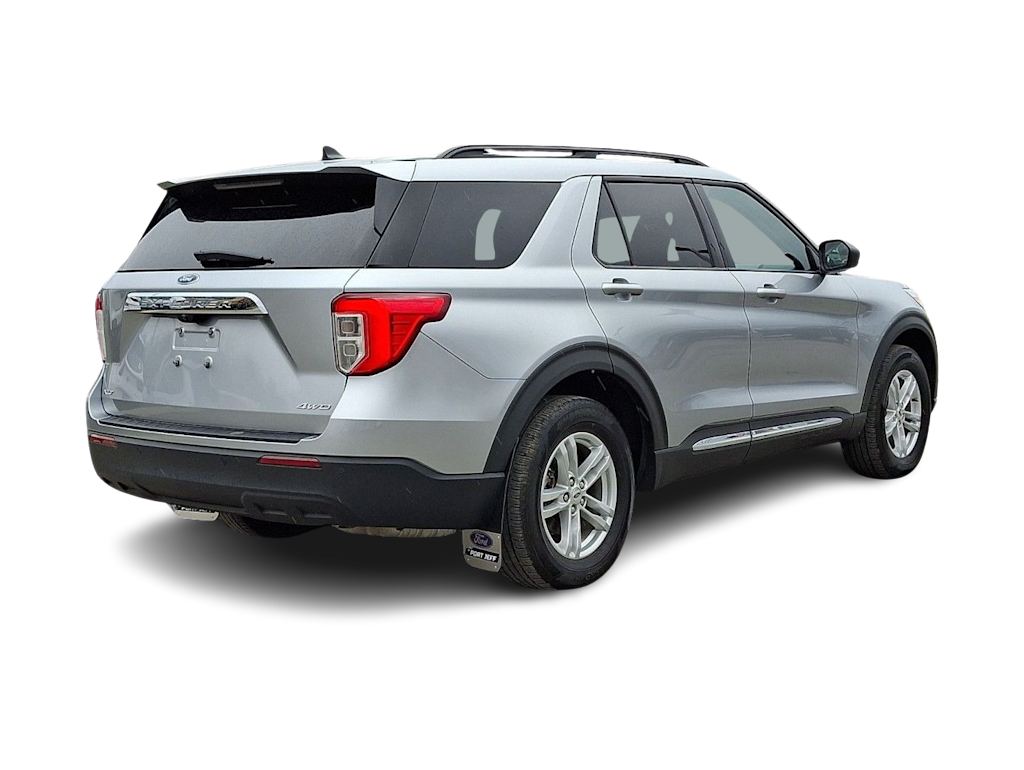 Thumbnail: 2022 Ford Explorer - 17