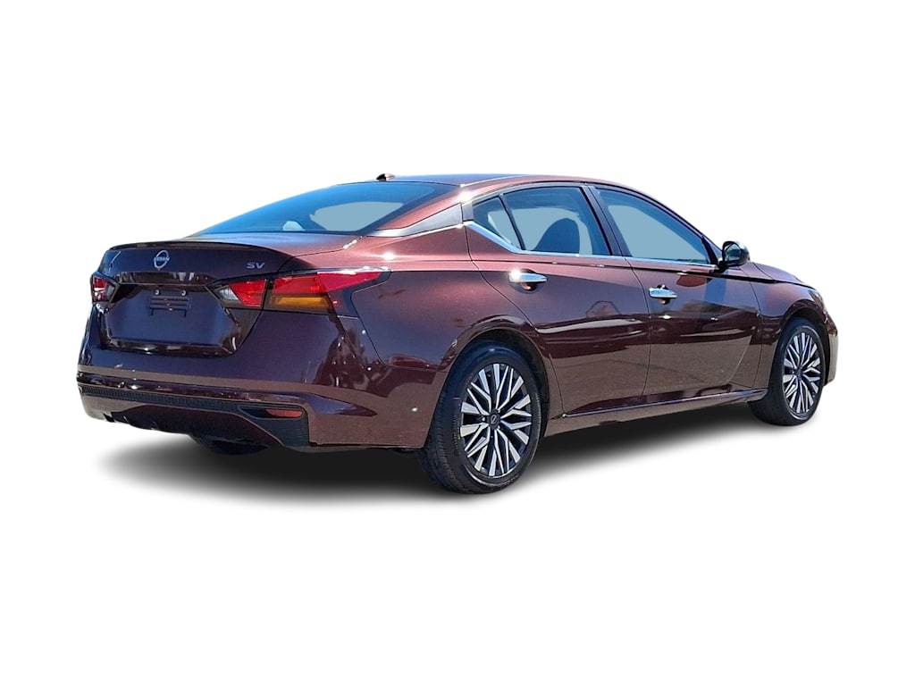 Thumbnail: 2024 Nissan Altima - 18