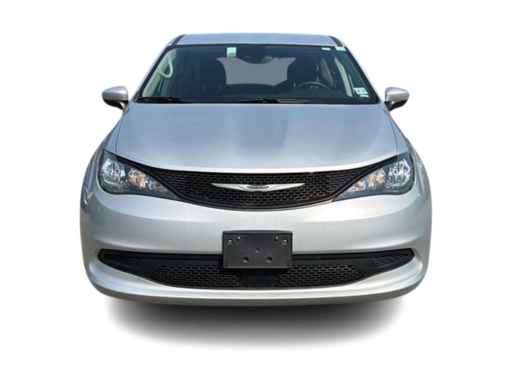 Thumbnail: 2023 Chrysler Voyager - 5