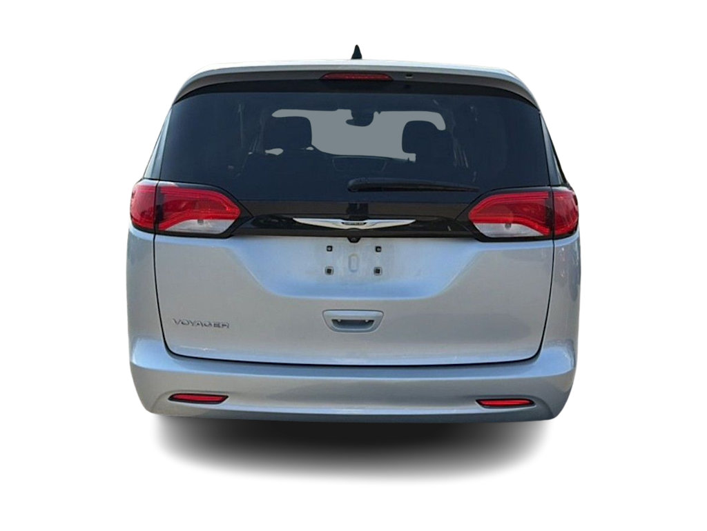 Thumbnail: 2023 Chrysler Voyager - 4