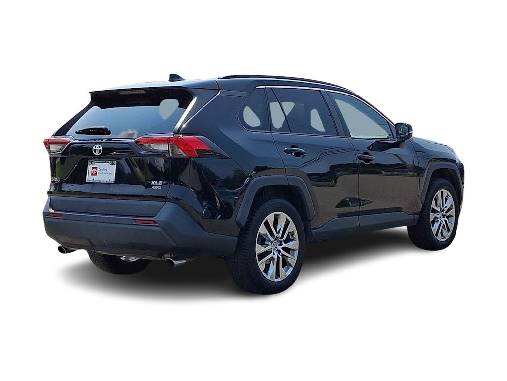 Thumbnail: 2020 Toyota RAV4 - 18