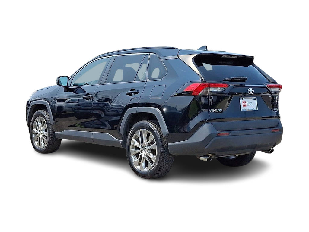 Thumbnail: 2020 Toyota RAV4 - 4