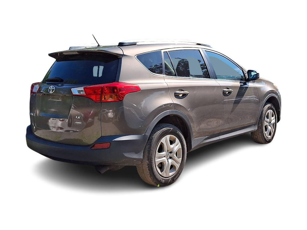 Thumbnail: 2015 Toyota RAV4 - 8