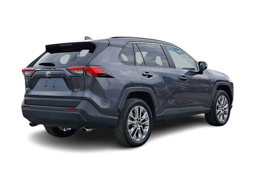 Thumbnail: 2025 Toyota RAV4 - 15