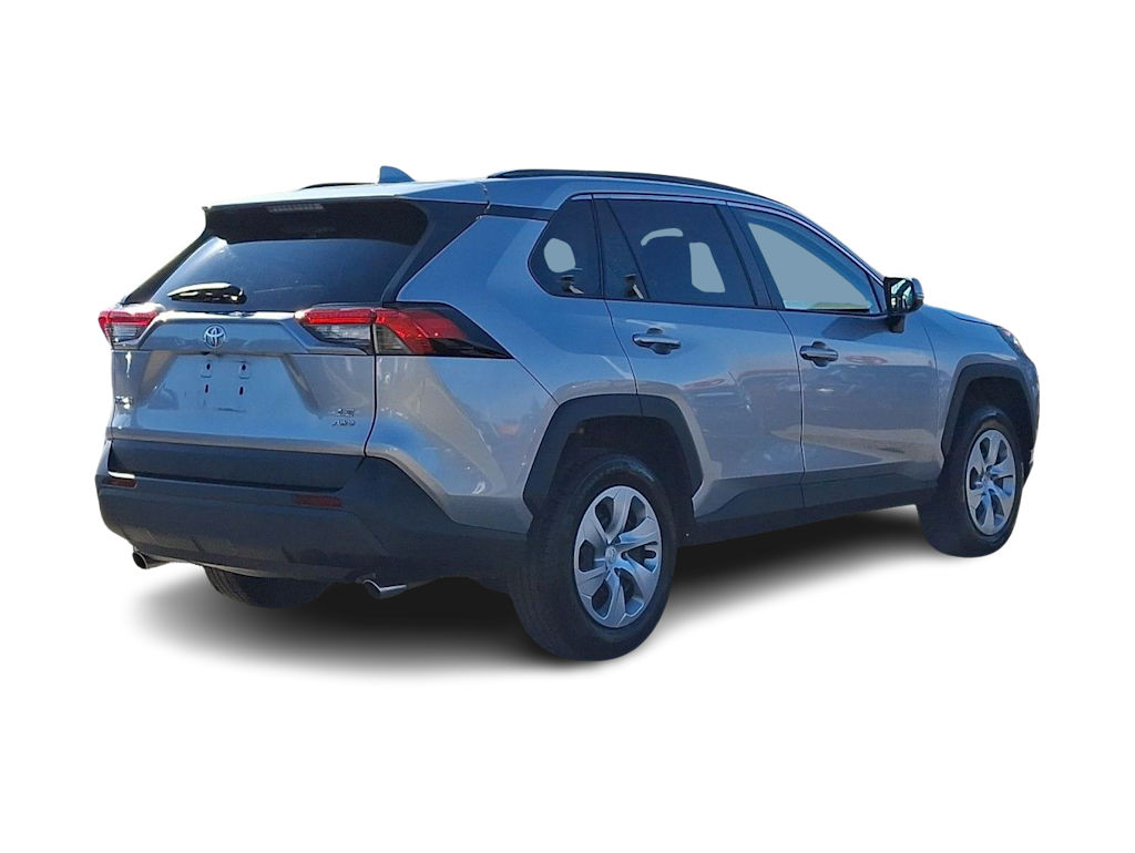 Thumbnail: 2021 Toyota RAV4 - 18