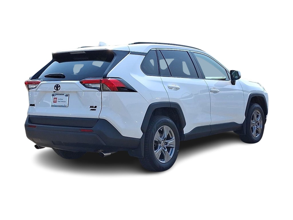 Thumbnail: 2024 Toyota RAV4 - 17