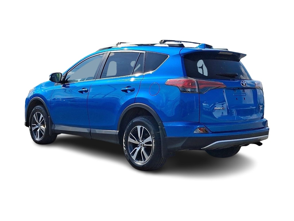 Thumbnail: 2016 Toyota RAV4 - 3