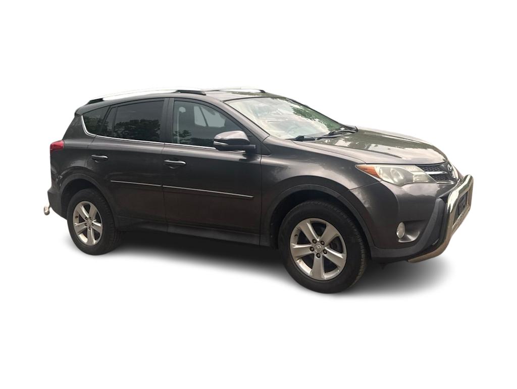 Thumbnail: 2014 Toyota RAV4 - 15