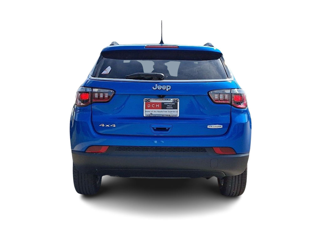 Thumbnail: 2023 Jeep Compass - 4