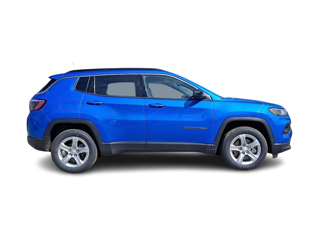 Thumbnail: 2023 Jeep Compass - 18