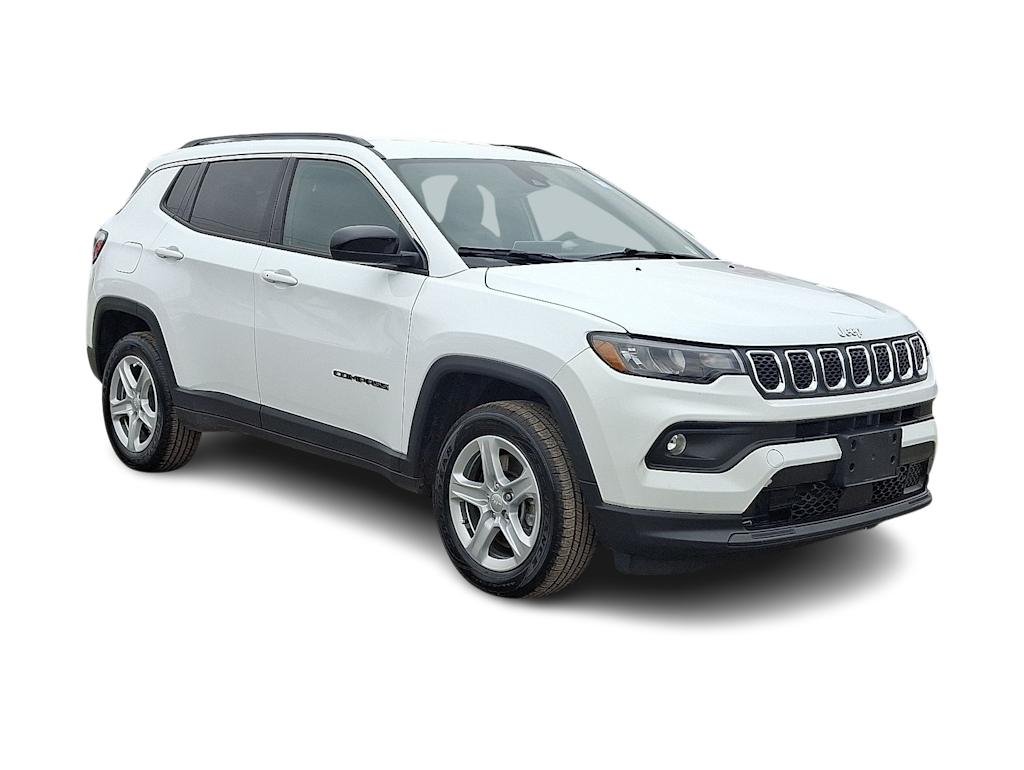 Thumbnail: 2023 Jeep Compass - 16