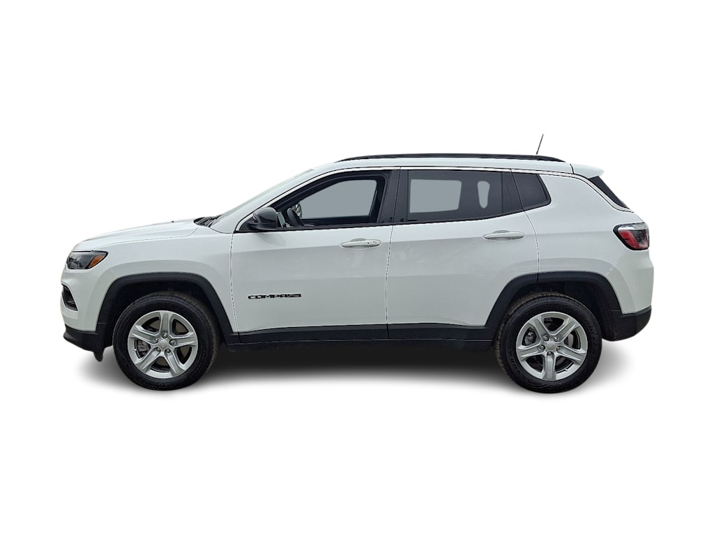Thumbnail: 2023 Jeep Compass - 3