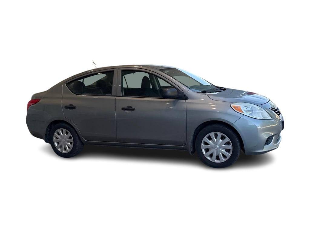 Thumbnail: 2013 Nissan Versa - 12