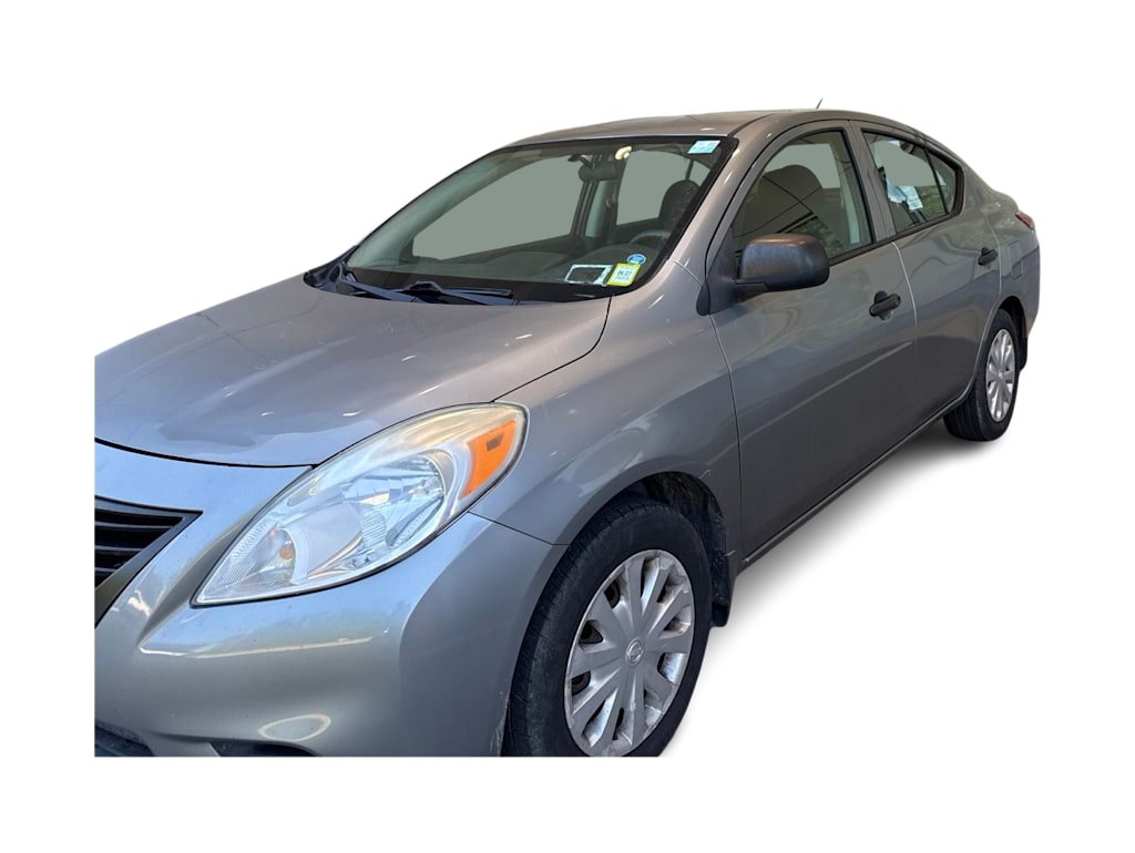 Thumbnail: 2013 Nissan Versa - 19