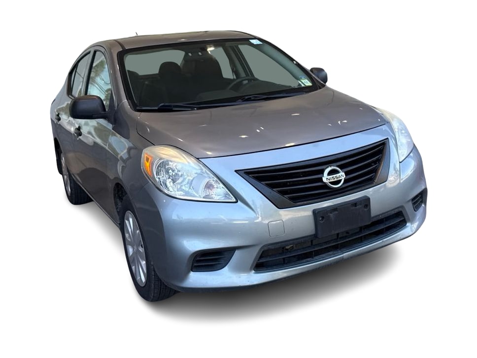 Thumbnail: 2013 Nissan Versa - 10