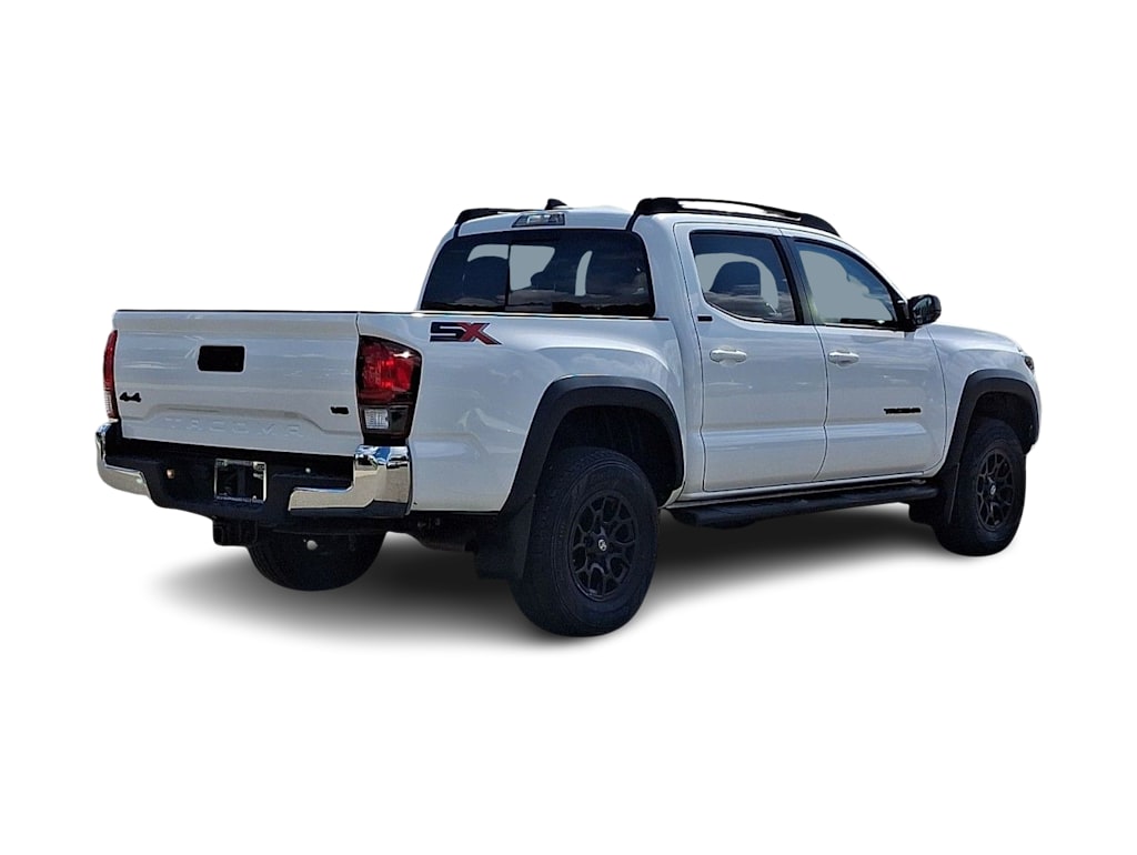 Thumbnail: 2023 Toyota Tacoma - 18