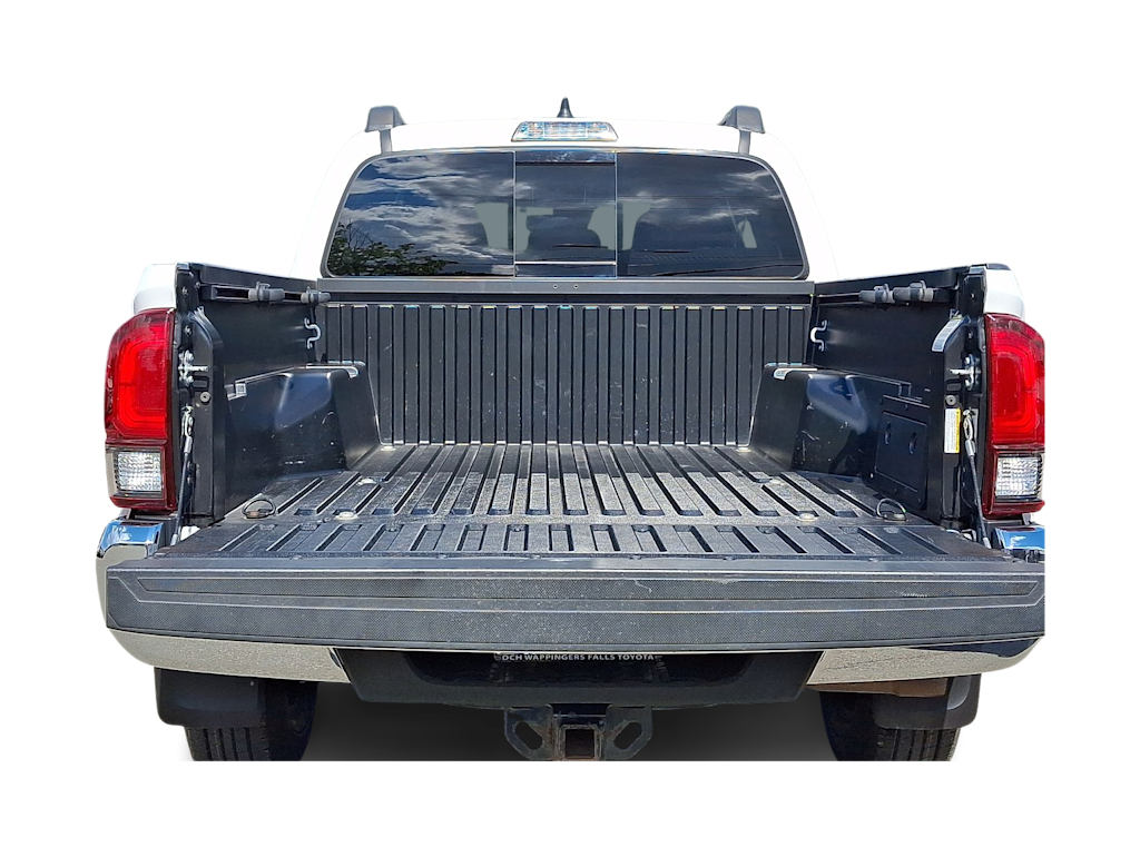 Thumbnail: 2023 Toyota Tacoma - 15